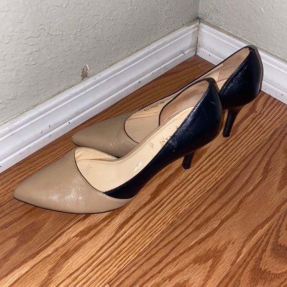 Cole &Haan heels - Picture 2 of 4
